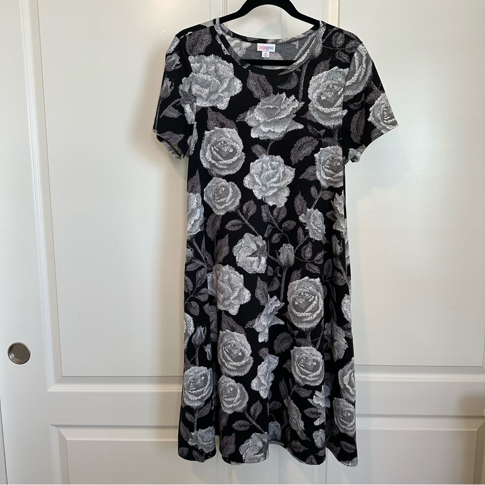 LuLaRoe Black and Gray Rose Midi Dress Size M